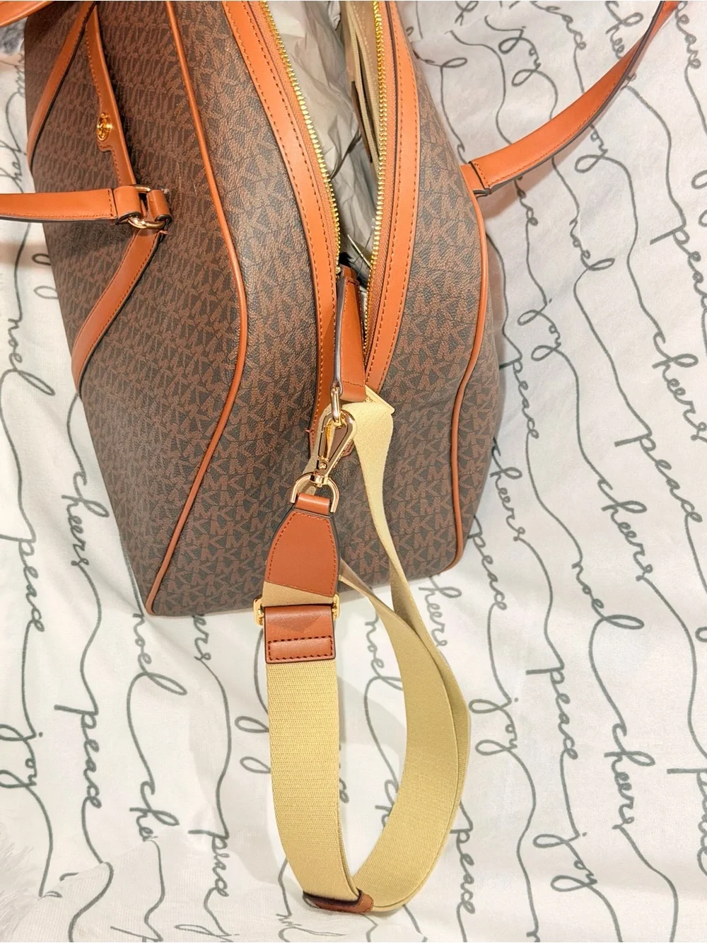 Michael Kors Jet Set Travel Extra-Large Signature Logo Weekender Bag NWT